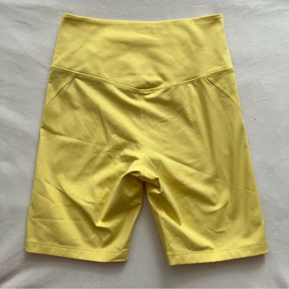 Girlfriend Collective Small Lemon Bike Short - Picture 2 of 4